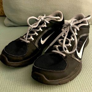 Nike Trainers. Great for gym workouts, walking, general athleisure.